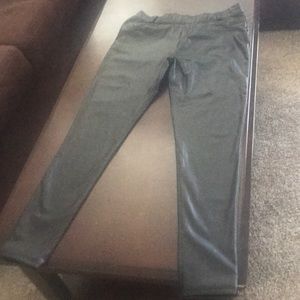 Leather pants buttlifting